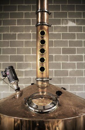 Blackwater Distilling & Tavern